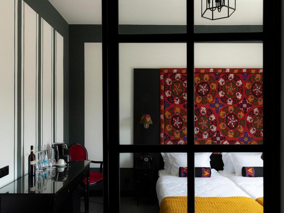 Esquisse Design Hotel Телаві Екстер'єр фото