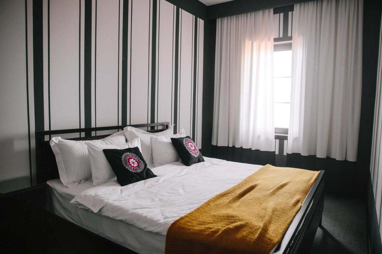 Esquisse Design Hotel Телаві Екстер'єр фото